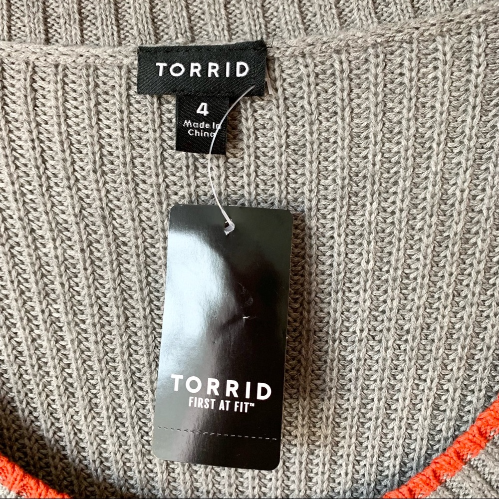 Torrid Gray Red Orange Trim Sweater Size 4X NEW - Picture 4 of 8